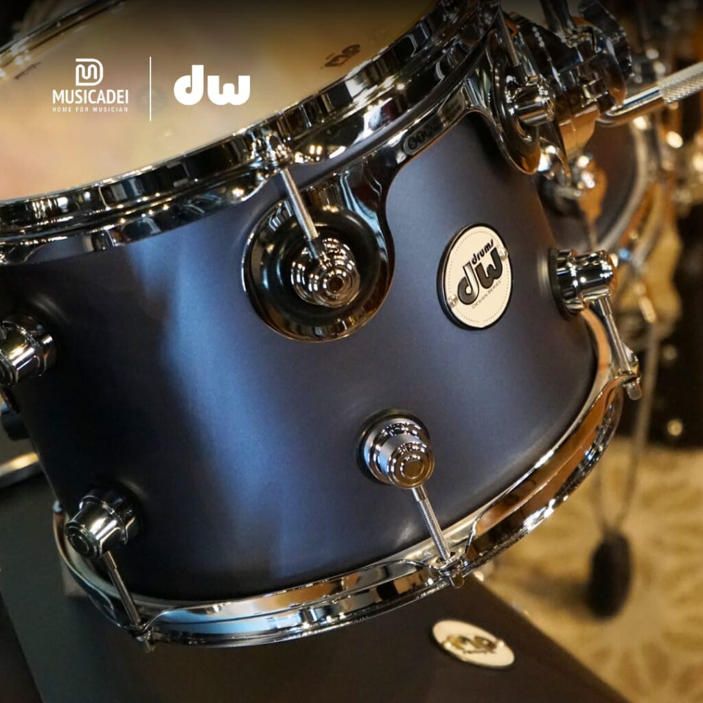 dw-drum-blue-2