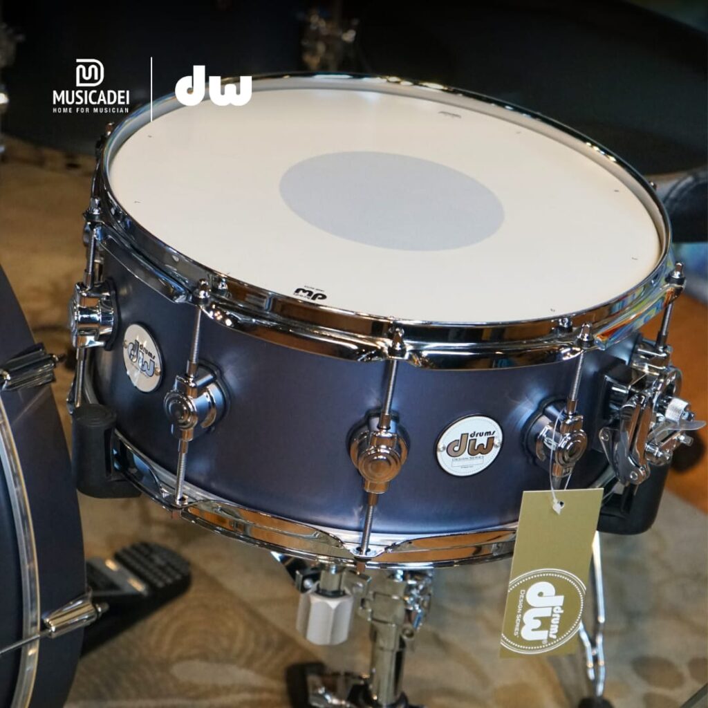 dw-drum-blue-5